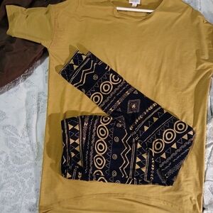 Irma top size small/ leggings size TC. Worn once.